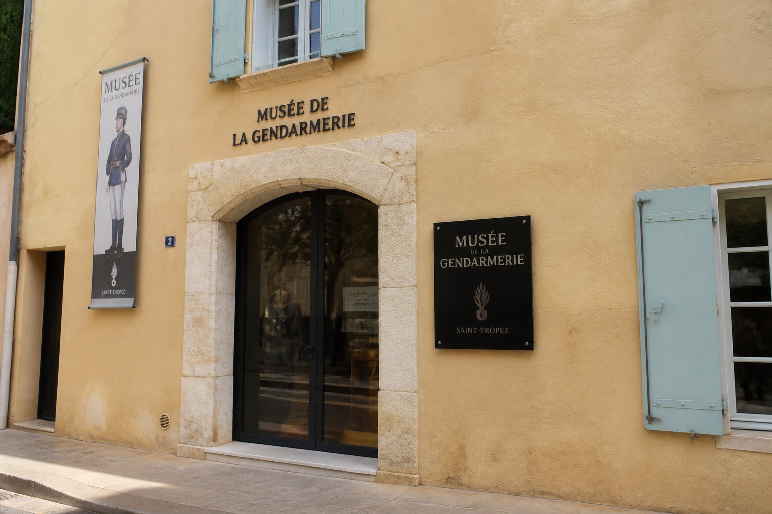 Direction le Musée de la Gendarmerie et du Cinéma